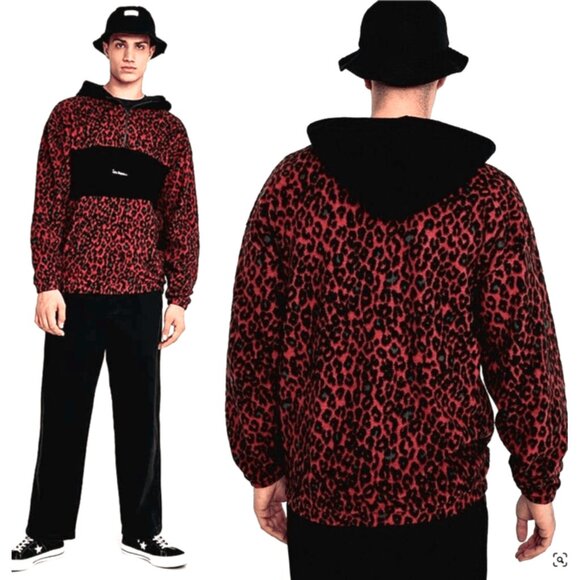URBAN OUTFITTERS Iets Frans Unisex Fleece Hoodie in Burgundy Leopard Print - Picture 1 of 10